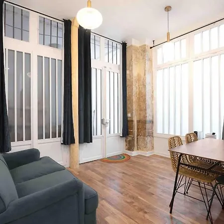 Appartamento Montmartre, Gare De L'est, 1 2 à 4p *